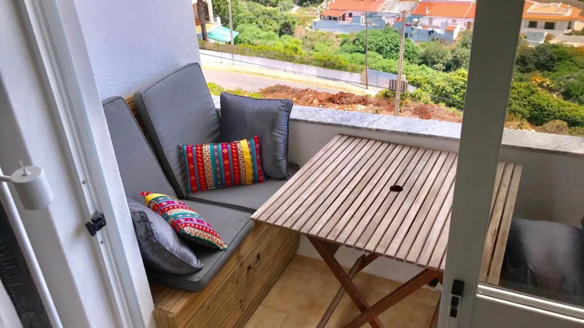 Апартаменты Charming Benagil Coastal Retreat