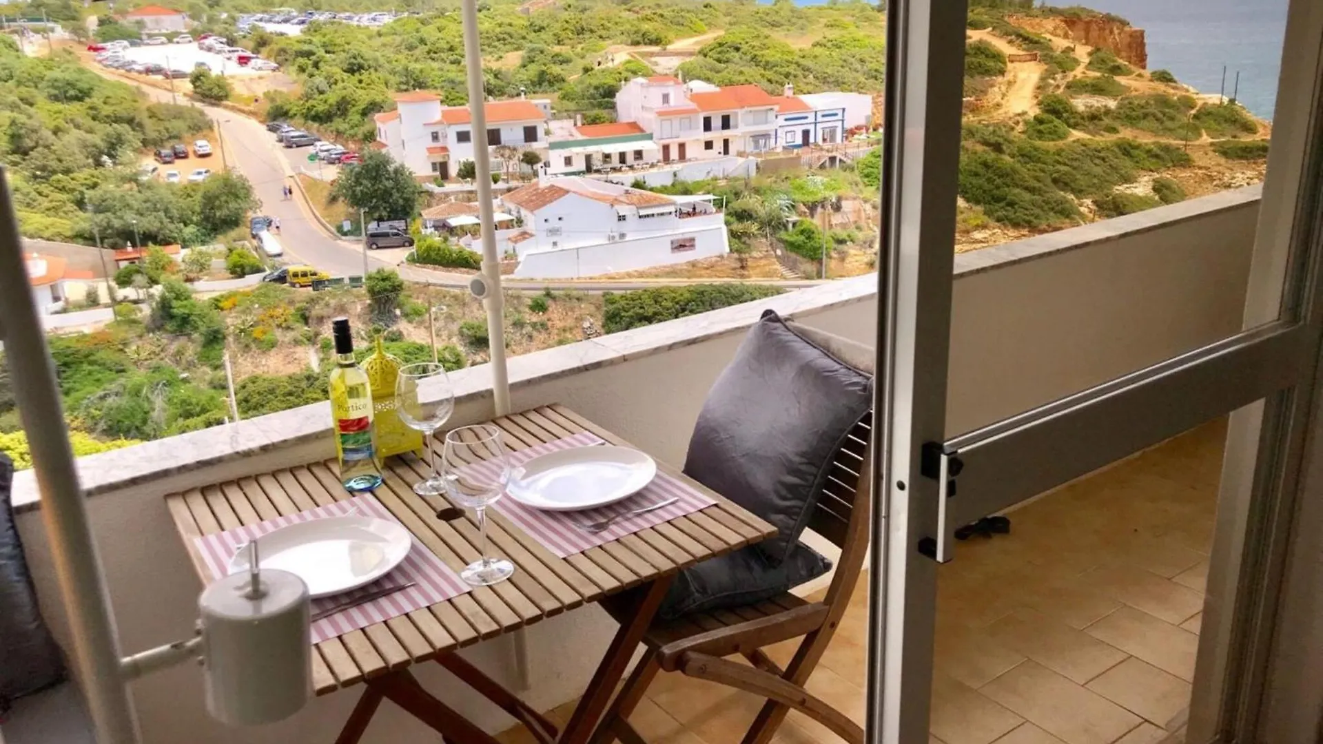 Charming Benagil Coastal Retreat Lägenhet